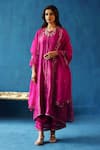 Buy_Begum_Pink Kurta Silk Embroidery Sequin Round Kala Khatta Sleeve Set _at_Aza_Fashions