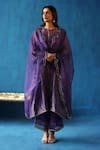 Buy_Begum_Purple Kurta Silk Embroidery Sequin Round Kala Khatta Placement Set _at_Aza_Fashions