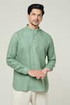 Arihant Rai Sinha_Green Linen Plain Full Sleeve Kurta _Online_at_Aza_Fashions