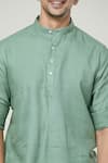Arihant Rai Sinha_Green Linen Plain Full Sleeve Kurta _at_Aza_Fashions