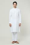 Arihant Rai Sinha_White Linen Mandarin Collar Kurta _at_Aza_Fashions