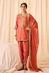 Buy_Leela By A_Peach Chanderi Slub Embroidered Threadwork V-neck Zari Kurta Tulip Pant Set _at_Aza_Fashions