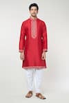 Buy_RNG Safawala_Red Cotton Silk Embroidery Thread Floral Kurta Set 