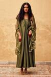 Buy_Kharakapas_Green Chanderi Embroidery Gota Sweetheart Mehndi Kurta With Dupatta _at_Aza_Fashions