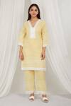 Buy_Label Muslin_Yellow Cotton Lace, Embroidery V-neck Scalloped Kurta With Pant _Online_at_Aza_Fashions