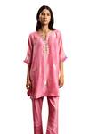 Buy_Neitri_Pink Chiffon, Silk Embroidery V-neck Sajgaar Kurta And Pant Set _Online_at_Aza_Fashions