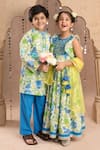 LIL DRAMA_Green Cambric Print Floral Bloom Kurta With Pyjama _at_Aza_Fashions