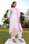 Buy_MEHER BY ISLIE_White Cotton Applique Jewelled Botanical Bloom Color Block Kurta With Pant _at_Aza_Fashions