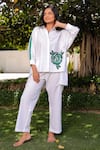 Buy_MEHER BY ISLIE_White Cotton Placement Applique Rose Collared Neck Contrast Shirt With Pant _at_Aza_Fashions