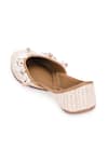 5Elements_Off White Sea Shell Sreeja Embellished Juttis _Online