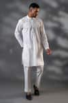 MENERO_White Cotton Embroidered Thread Embossed Fringed Kurta And Pant Set _Online_at_Aza_Fashions