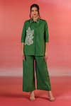 Buy_Kameez_Green Poplin Embroidery Thread Collar Floral Placement Shirt And Pant Set _at_Aza_Fashions