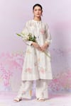 Buy_Moh India_Ivory Linen Embroidery Mandarin Collar Summer Rose Kurta 