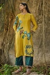 AAMRA BY LAVANYA_Yellow Linen Silk Hand Painted Floral Keyhole Kalamkari Parrot Kurta With Pant _Online_at_Aza_Fashions