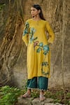 AAMRA BY LAVANYA_Yellow Linen Silk Hand Painted Floral Keyhole Kalamkari Parrot Kurta With Pant _at_Aza_Fashions