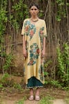 AAMRA BY LAVANYA_Ivory Linen Silk Hand Painted Paisley Kalamkari Oversize Kurta With Pant _Online_at_Aza_Fashions