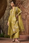 Buy_AAMRA BY LAVANYA_Brown Linen Silk Hand Painted Floral Blunt V Kalamkari Kurta Pant Set _at_Aza_Fashions