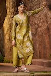 Buy_AAMRA BY LAVANYA_Brown Linen Silk Hand Painted Floral Blunt V Kalamkari Kurta Pant Set 