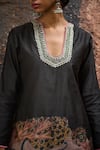 Buy_AAMRA BY LAVANYA_Black Linen Silk Hand Painted Sena Blunt V Noir Kalamkari Kurta Set 