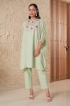 Buy_Samatvam by Anjali Bhaskar_Green Embroidery Floral Round Maya Kurta With Pleated Pant _at_Aza_Fashions