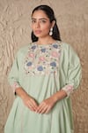 Samatvam by Anjali Bhaskar_Green Embroidery Floral Round Maya Kurta With Pleated Pant _Online_at_Aza_Fashions