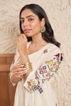 Buy_Samatvam by Anjali Bhaskar_Ivory Embroidery Patola Kurta V-neck Nazam Patterned Jacket And Pant Set _Online_at_Aza_Fashions