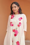 Buy_Samatvam by Anjali Bhaskar_Ivory Embroidery Floral Round Niyati A-line Kurta And Pleated Pant Set _Online_at_Aza_Fashions