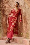 AAMRA BY LAVANYA_Maroon Linen Silk Hand Painted Floral Blunt V Kalamkari Kurta Pant Set _Online_at_Aza_Fashions