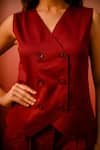 Veera Wear_Maroon Cotton V Neck Sleeveless Jacket And Shorts Set _at_Aza_Fashions