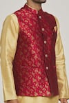 Samyukta Singhania_Maroon Jacquard Banarasi Silk Bloom Pattern Bundi And Contrast Kurta Set _at_Aza_Fashions