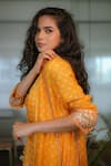 Aaryaa By Kashveen Kohli_Yellow Kurta And Cape Silk Mul & Embellishment Bandhani Round With _at_Aza_Fashions