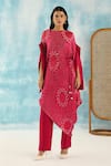 Shop_Twenty Nine_Pink Silk Woven Bandhani Boat Neck Kaftan Dress With Belt _Online_at_Aza_Fashions