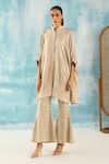 Twenty Nine_Grey Silk Woven Bandhani Mandarin Collar Kaftan Tunic _Online_at_Aza_Fashions