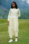 Buy_MANTRA_Green Kerala Handloom Print Stripe Band Collar Kurta _at_Aza_Fashions