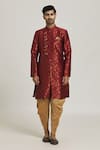 Samyukta Singhania_Maroon Sherwani Banarasi Jacquard Woven Floral Bloom With Pant _Online_at_Aza_Fashions