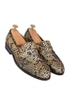 Buy_LOVEY_Gold Oscar Croc Skin Design Shoes _Online