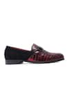 Buy_LOVEY_Maroon Jimmy Textured Pattern Shoes _Online_at_Aza_Fashions