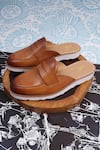 Buy_LOVEY_Brown Brando Plain Mules _at_Aza_Fashions