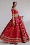 Buy_Taisha_Red Pure Silk Organza Hand Embroidery Crane Bird V-neck Nadira Lehenga Set _Online_at_Aza_Fashions