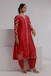 Taisha_Red Pure Silk Organza Hand Embroidery Floral Notched Gulaab Kurta With Pant _at_Aza_Fashions