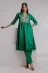 Buy_Taisha_Green Pure Katan Silk Hand Embroidery Floral Round Moyna Zari Kurta With Pant _at_Aza_Fashions