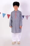 Buy_LIL DRAMA_Grey 100% Cotton Printed Floral Kurta And Pyjama Set _at_Aza_Fashions