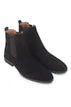 Buy_Domani_Black Solid Chelsea Boots _at_Aza_Fashions