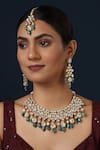 Buy_MINAKI_Green Kundan Studded Drop Collar Necklace Set _at_Aza_Fashions