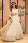 Buy_Izzumi Mehta_Ivory Chanderi Embroidery Zardosi Plunge V-neck Floral Lehenga Set 