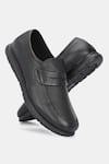 Shop_Lafattio_Black Pashmina Leather Textured Loafers 