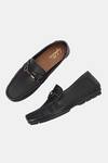 Shop_Lafattio_Black Pashmina Leather Textured Buckled Loafers _Online