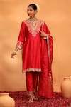 Buy_SWATI WADHWANI COUTURE_Red Chanderi Embellished Gota Pati Notched Round Rangrez Scallop Hem Kurta Set _at_Aza_Fashions