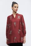 Buy_ABRAHAM AND THAKORE_Burgundy Chanderi Embroidered Sequin Notched Mandarin Collar Butta Top _at_Aza_Fashions