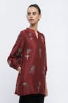 Buy_Abraham & Thakore_Burgundy Chanderi Embroidered Sequin Notched Mandarin Collar Butta Top _Online_at_Aza_Fashions